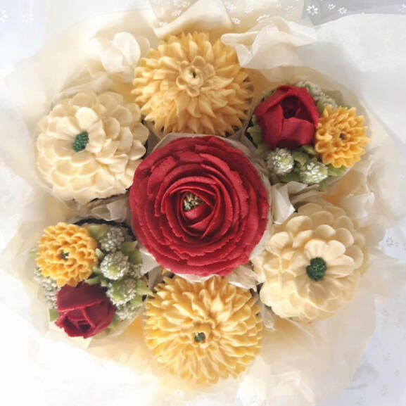 Rose and dahlia Bouquet