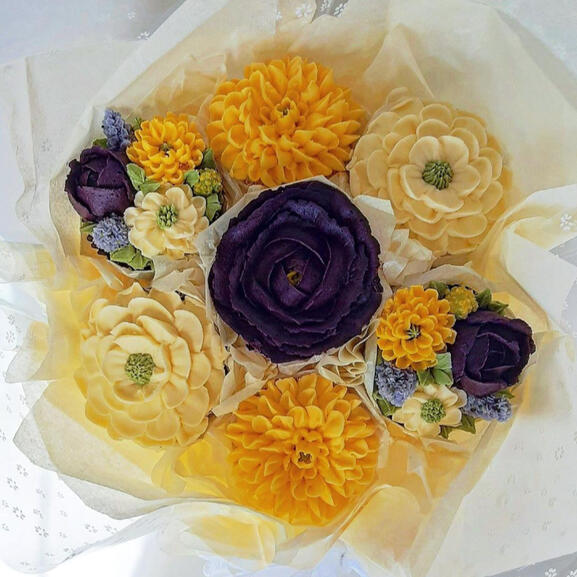 Custom Cupcake Bouquet