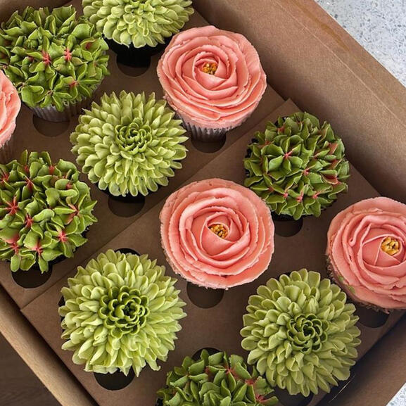 Bloom Box of Cupcake Flowers
